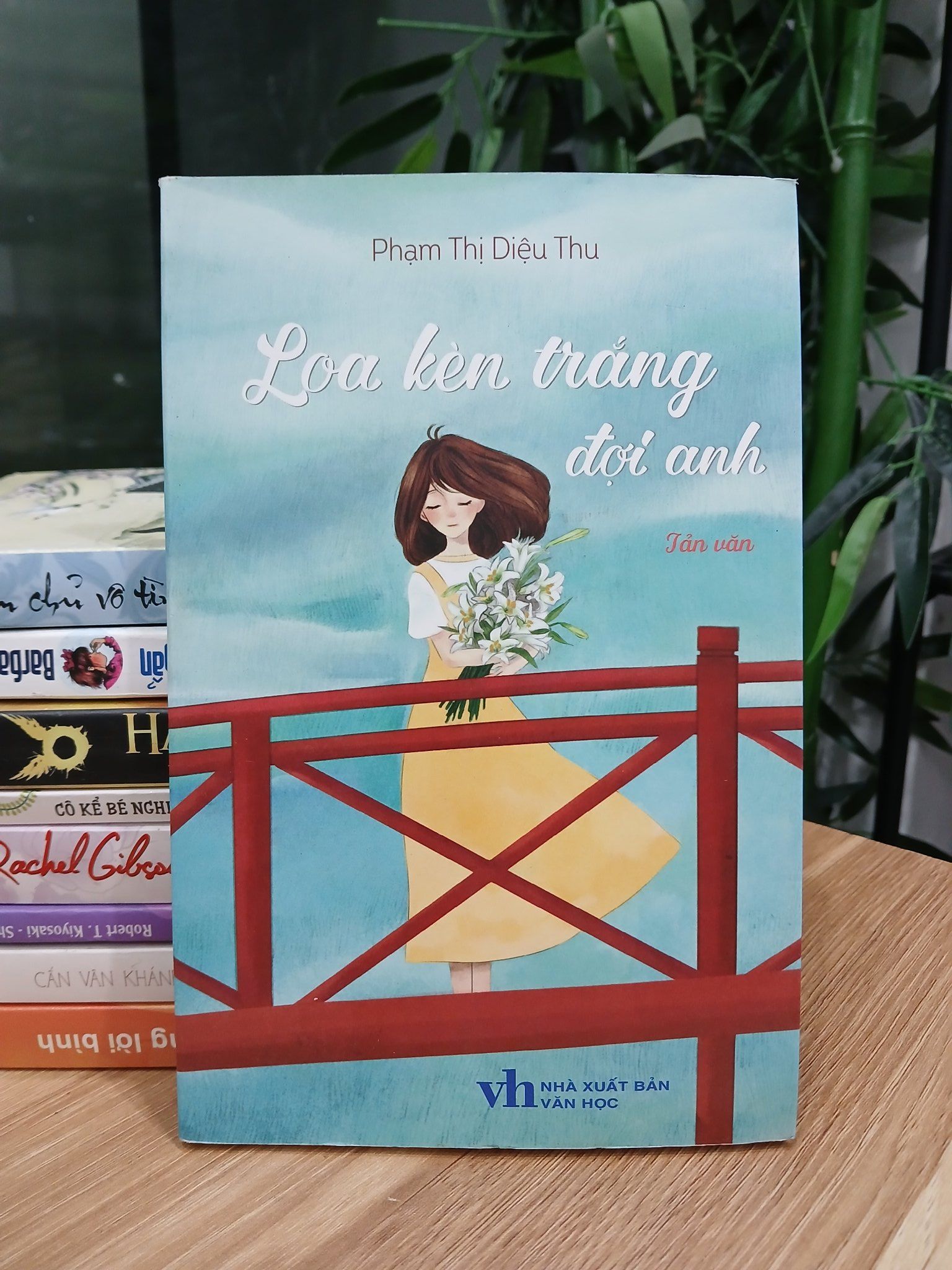 Loa kèn trắng đợi anh – Phạm Thị Diệu Thu