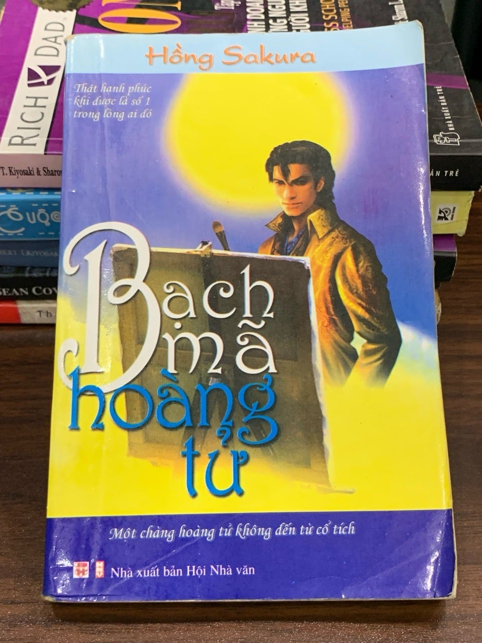 Bạch mã hoàng tử – Hồng Sakura