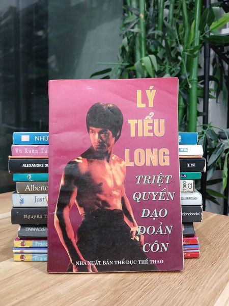 Triệt quyền đạo đoản côn – Lý Tiểu Long (NXB TDTT)
