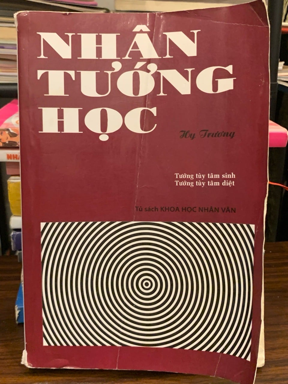 Nhân tướng học – Hy Trương