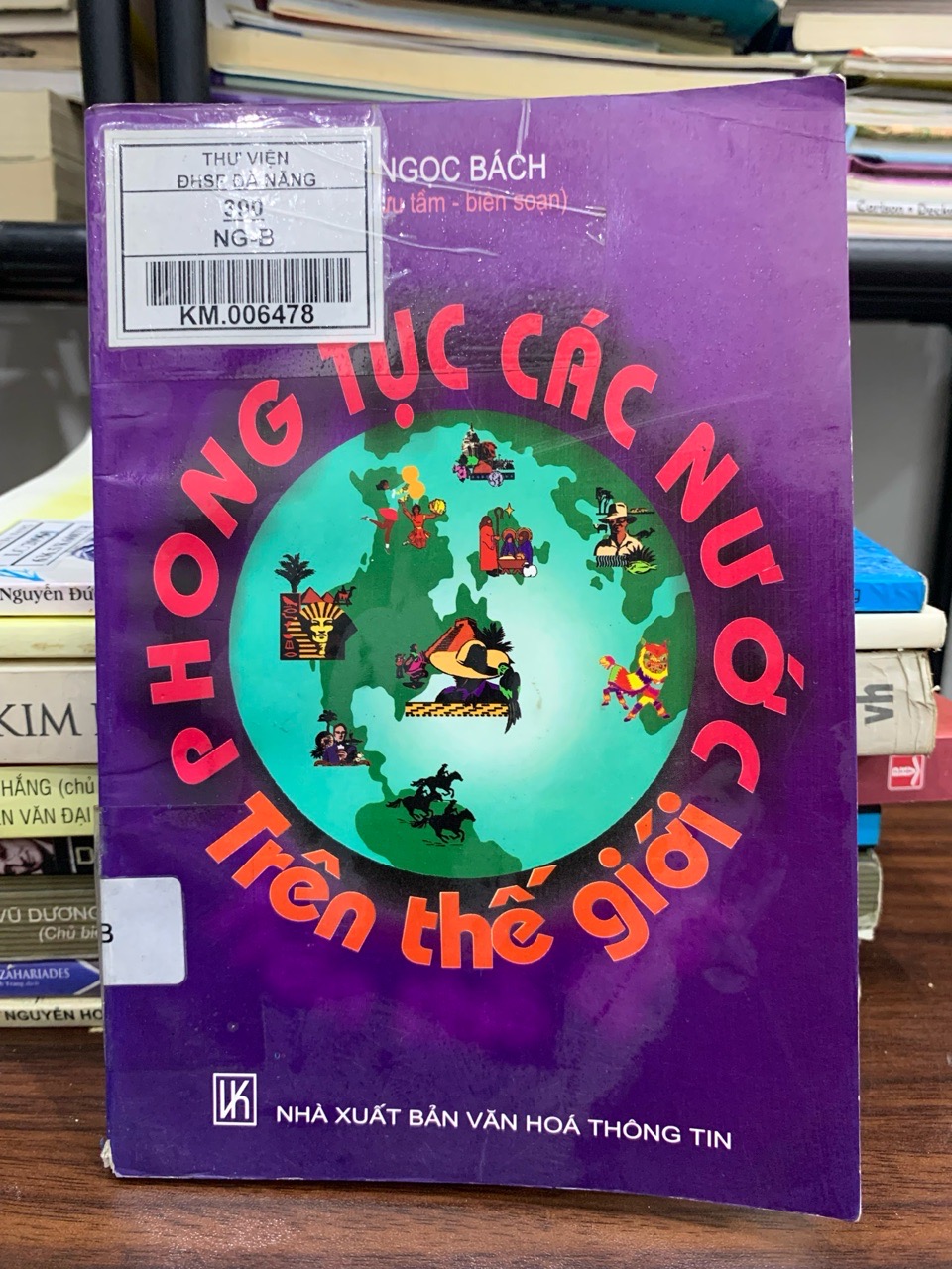 Các phong tục nổi tiếng thế giới – Đăng Khoa (biên soạn)