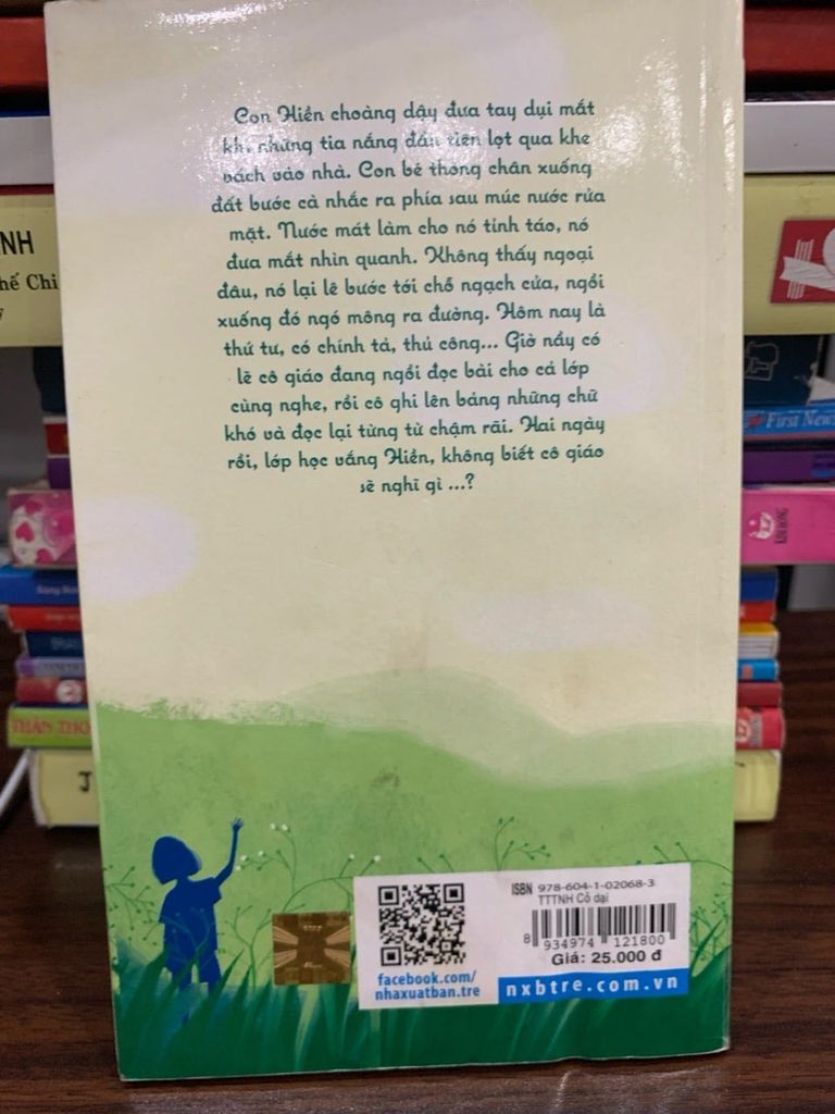 Cỏ dại- Hồng Thuỷ - Ảnh chụp thực tế