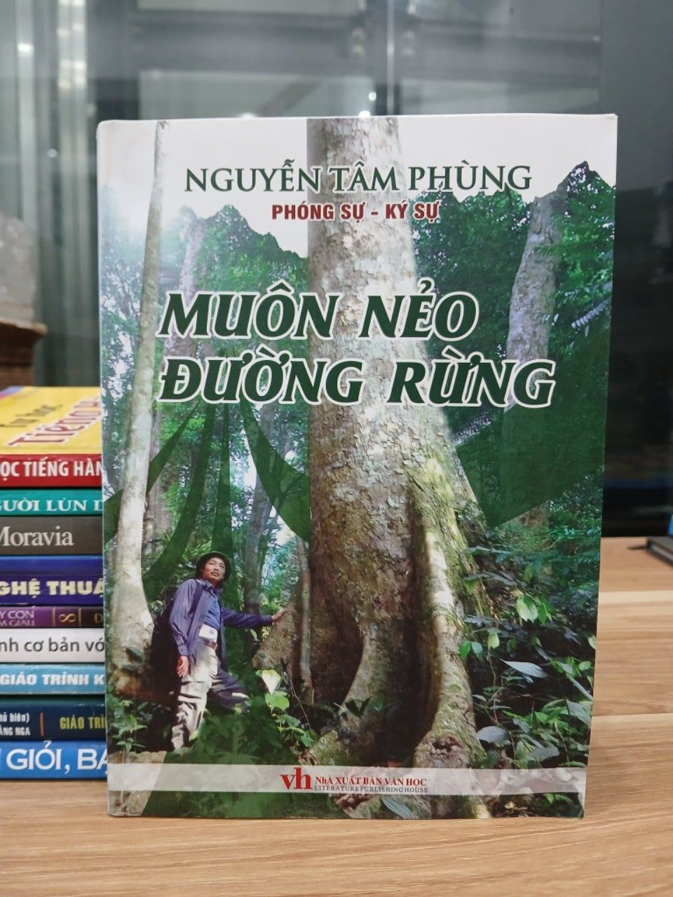 Muôn nẻo đường rừng – Nguyễn Tâm Phùng
