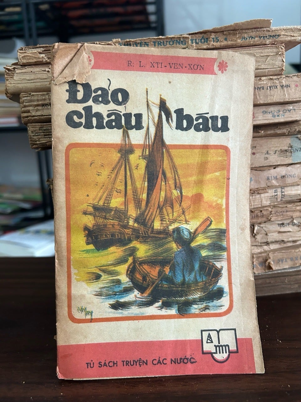 Đảo châu báu -Tủ sách truyện các nước