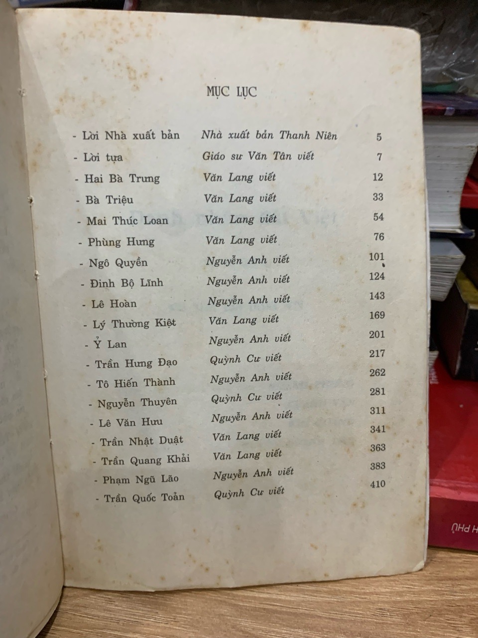 Danh nhân Đất Việt - NXB Thanh Niên