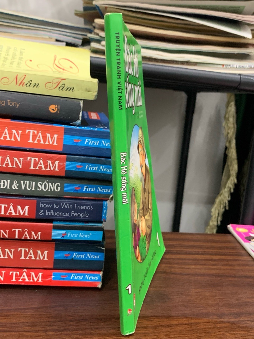 Bác Hồ sống mãi (Những truyện hay về Bác 1)- Sơn Tùng