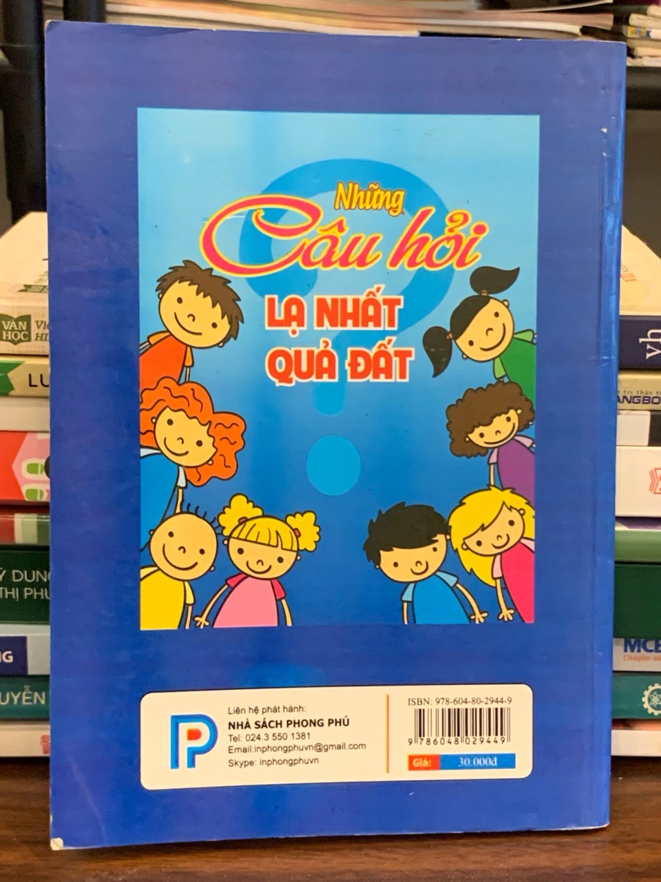 Những câu hỏi lạ nhất quả đất – Hồng Quân (sưu tầm, biên soạn)