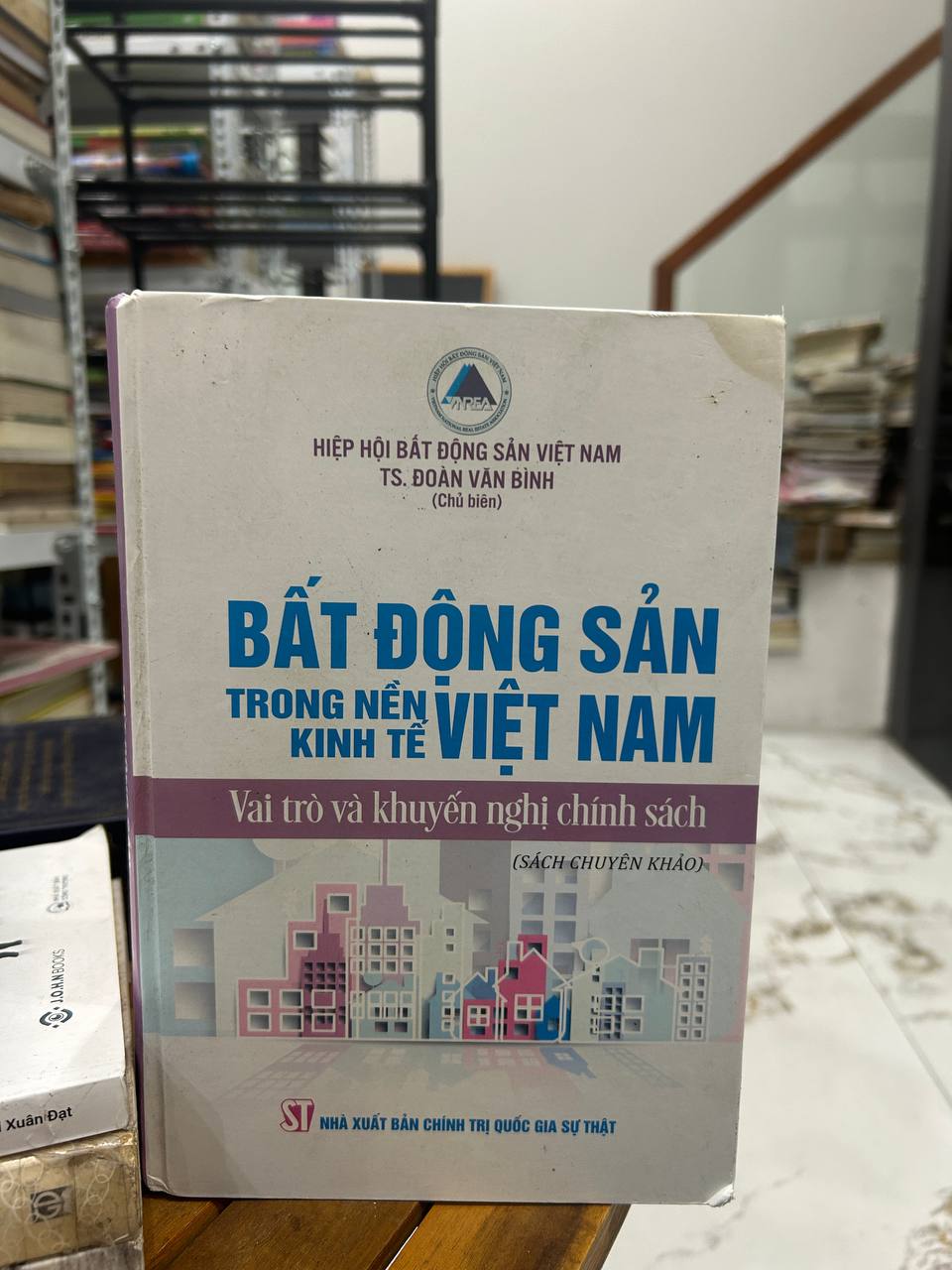 Bất Động Sản Trong Nền Kinh Tế Việt Nam - TS. Đoàn Văn Bình - TS. Đoàn Văn Bình