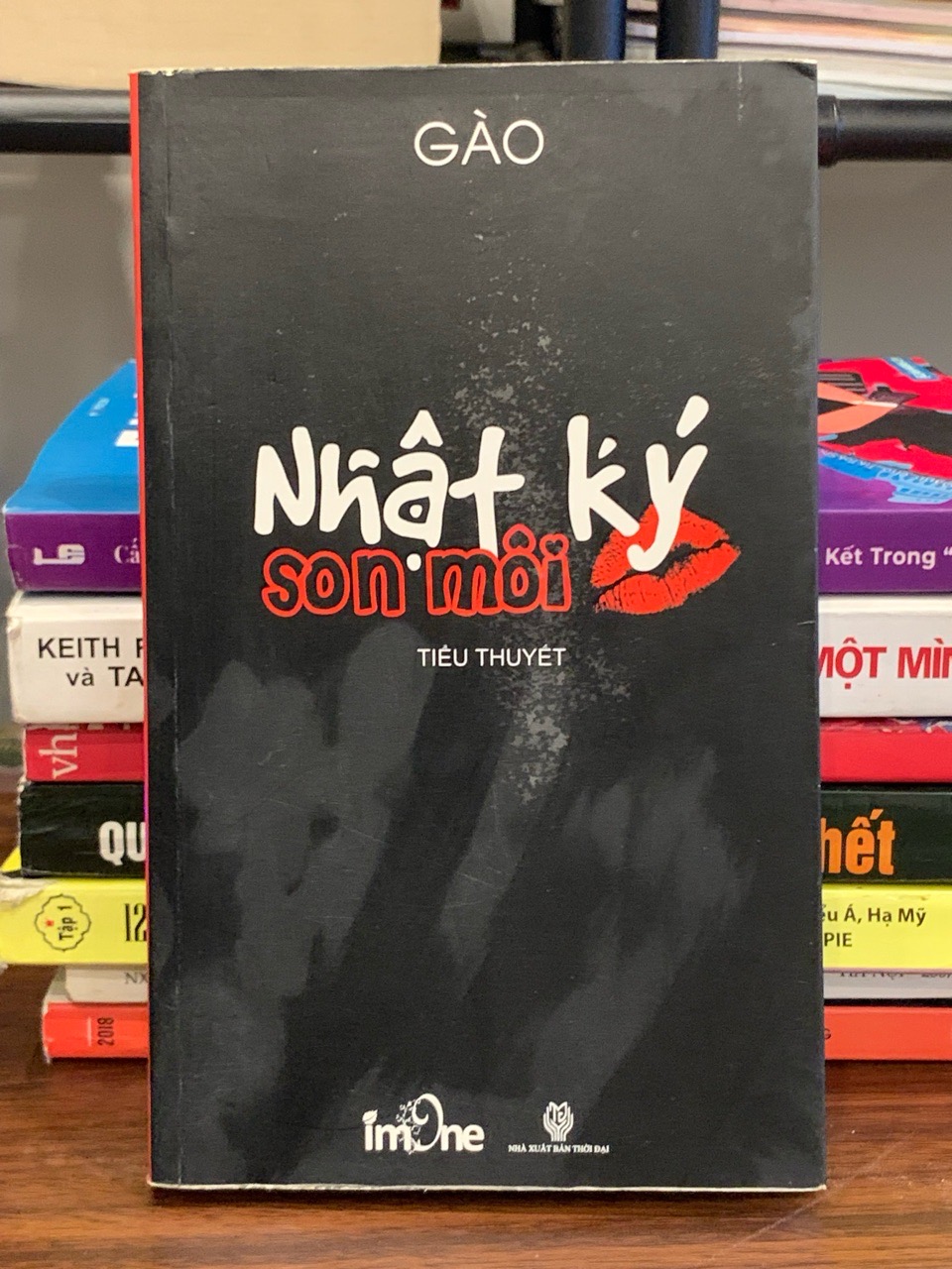 Nhật ký son môi – Gào
