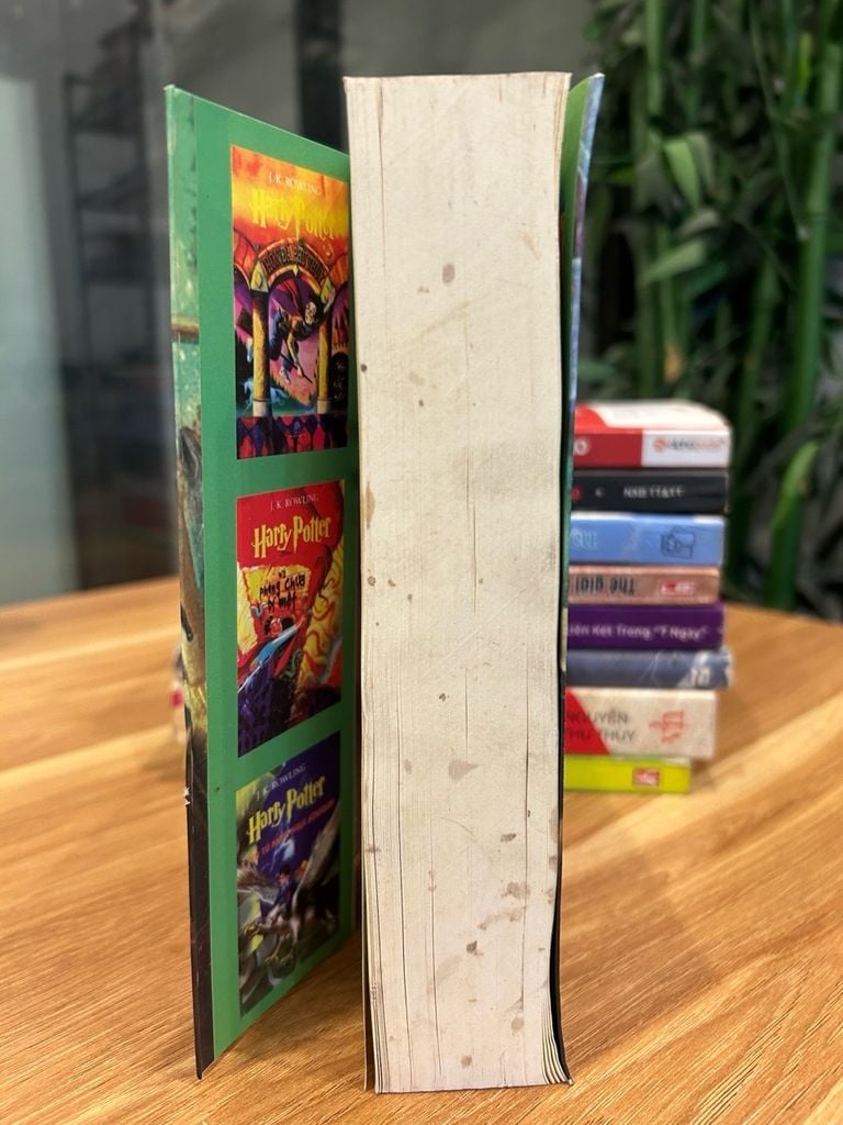 Harry Potter và Chiếc Cốc Lửa – J.K. Rowling - Ảnh chụp thực tế