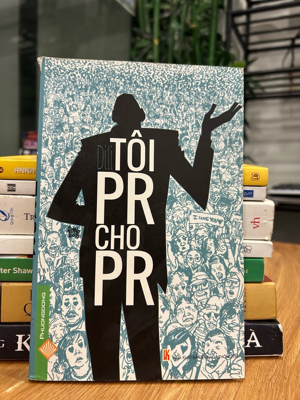 Dắt tôi PR cho PR – Không rõ tác giả