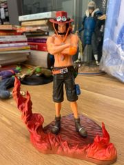 Mô hình Portgas D. Ace (One Piece) cao 25cm, phiên bản kỷ niệm kèm đèn LED - ảnh 1