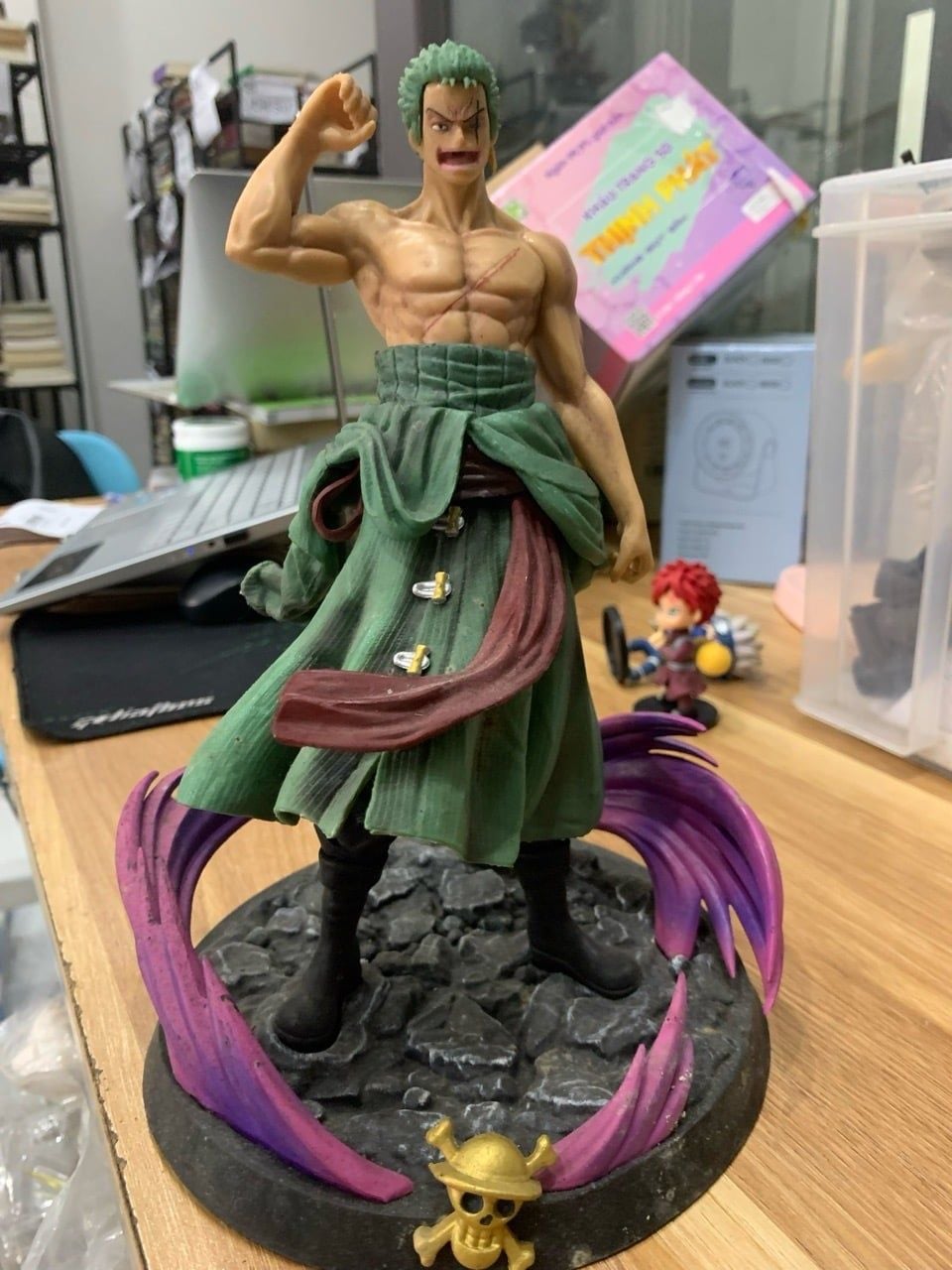Mô Hình Roronoa Zoro One Piece Cao 28cm - Tái Hiện Chi Tiết Nhân Vật Kiếm Sĩ