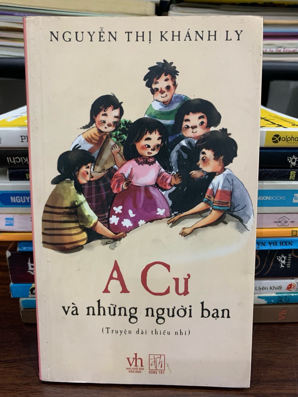 A Cư và những người bạn (Truyện dài thiếu nhi) - Tác giả: Nguyễn Thị Khánh Ly