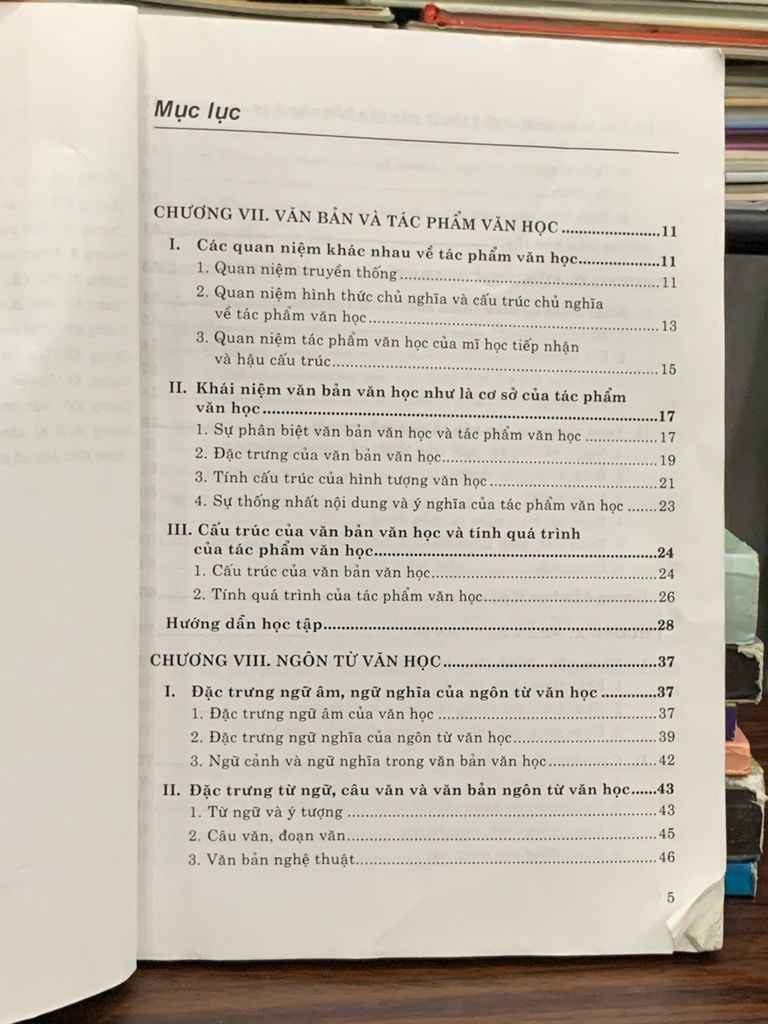 Giáo trình Lý luận văn học (Tập 2): Tác phẩm và Thể loại văn học - Trần Đình Sử (chủ biên) - Ảnh thực tế 4