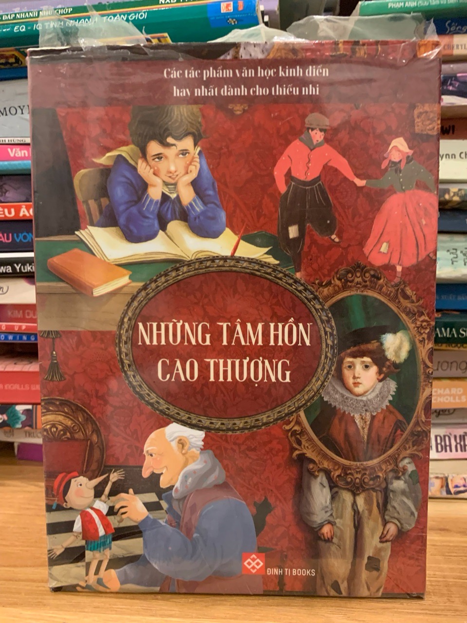 full bộ những tâm hồn cao thượng