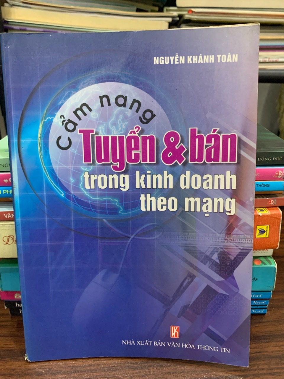 Cẩm nang tuyển & bán trong kinh doanh theo mạng - Nguyễn Khánh Toàn