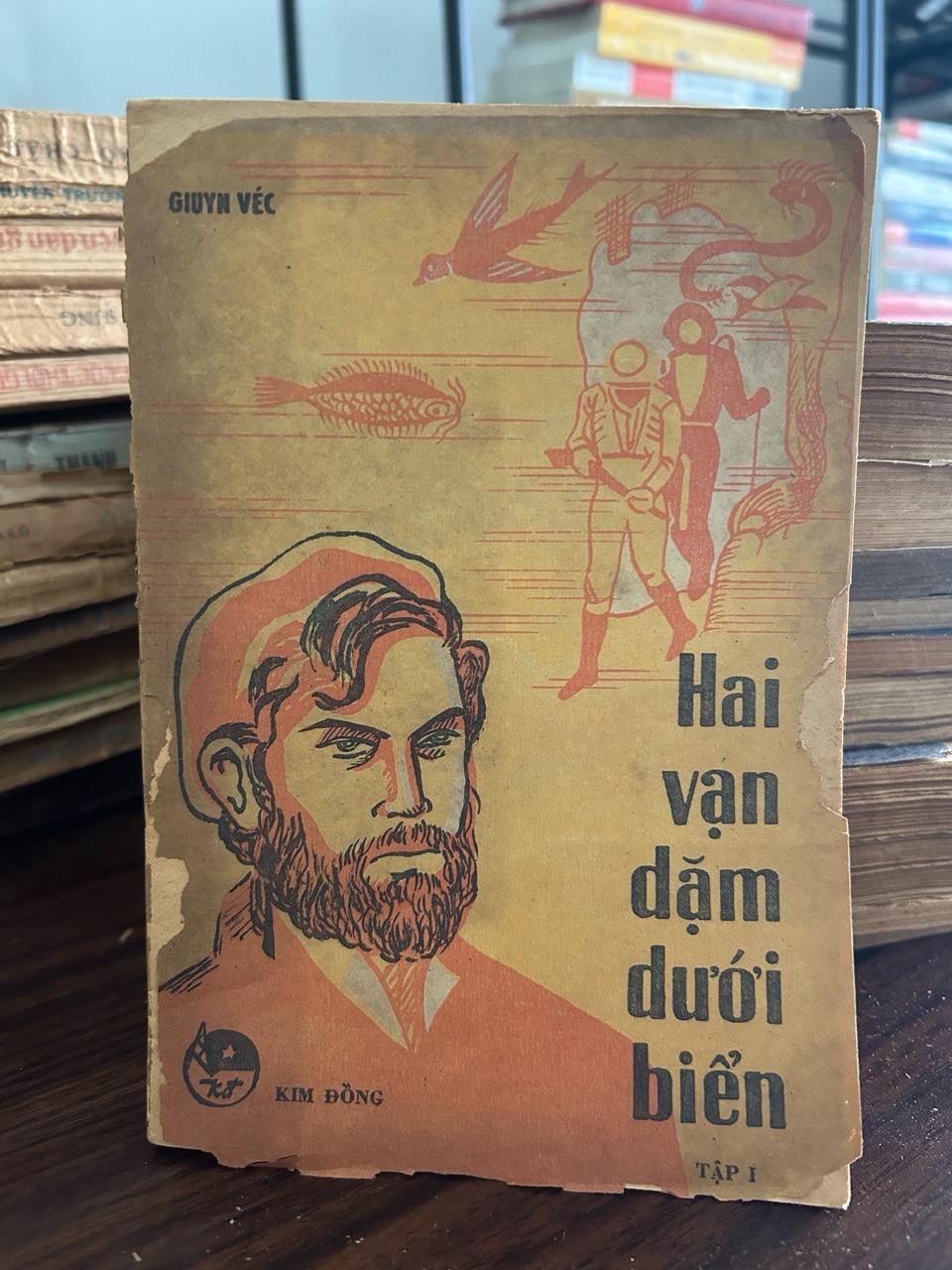 Hai vạn dặm dưới biển tập 1 -Kim Đồng