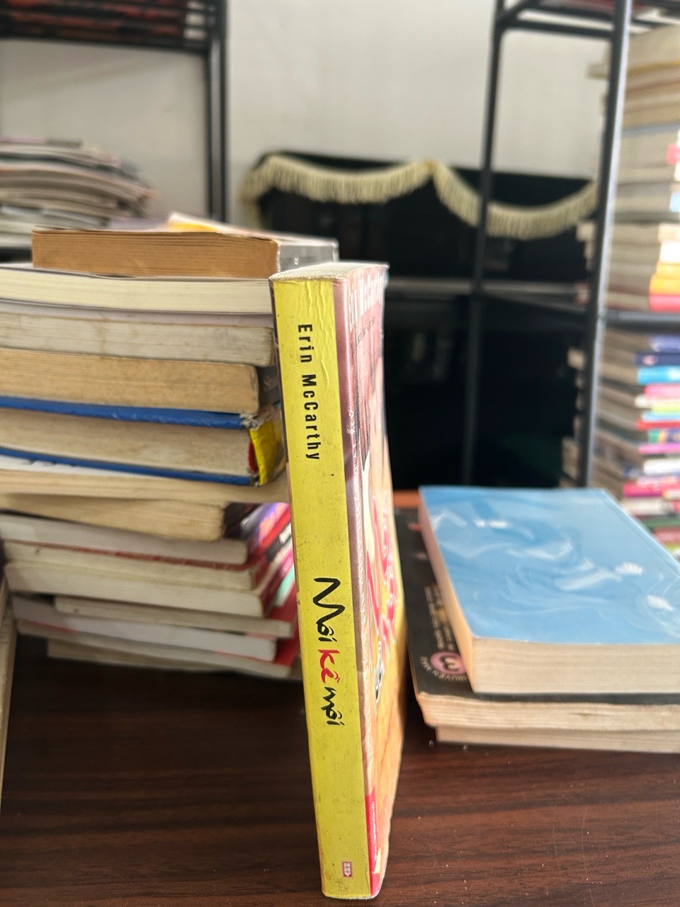 Môi kề môi- Erin McCarthy