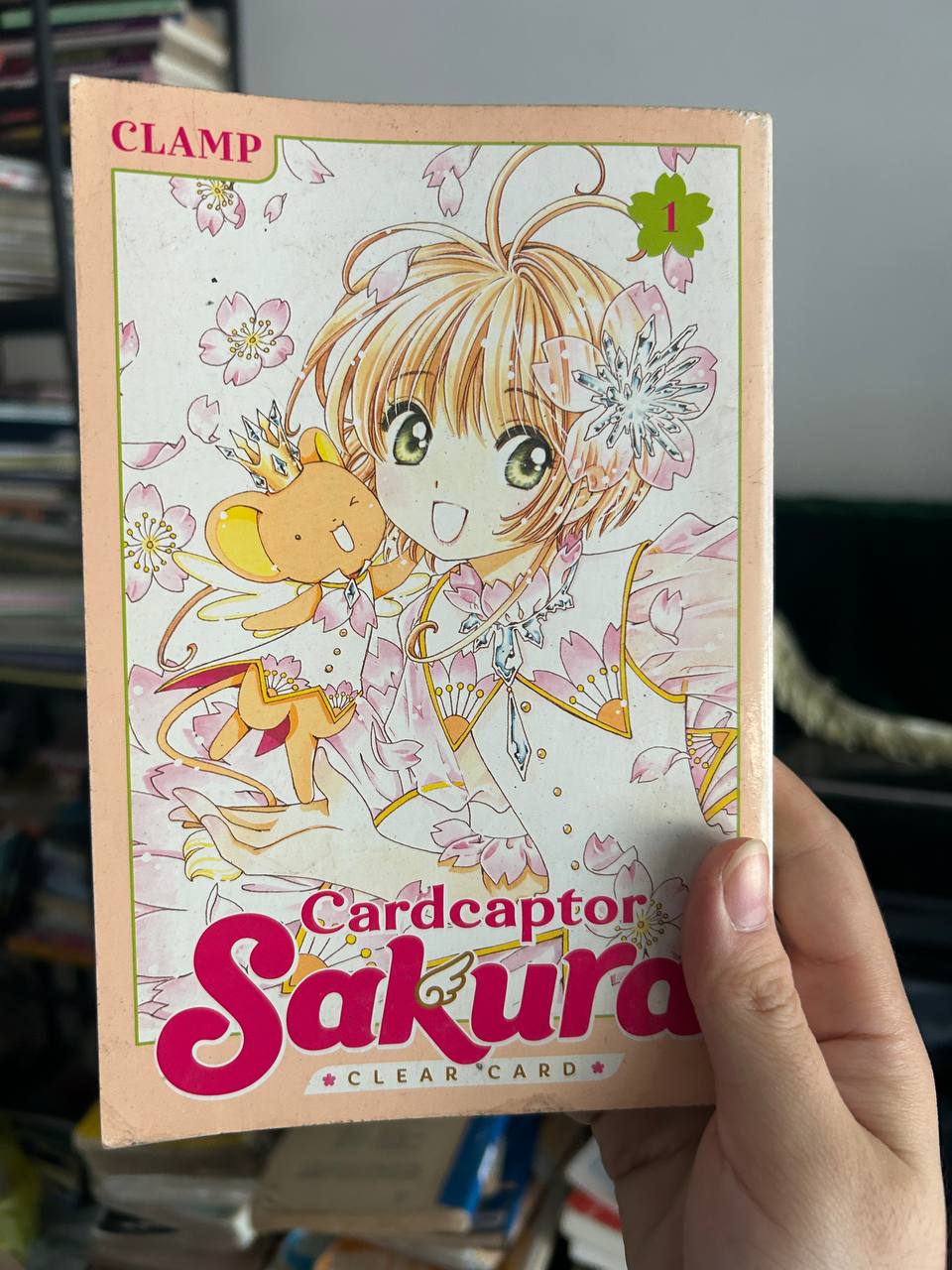 Review và ảnh thực tế sách Cardcaptor Sakura: Clear Card - Tập 1 - CLAMP tại Mecobooks.com