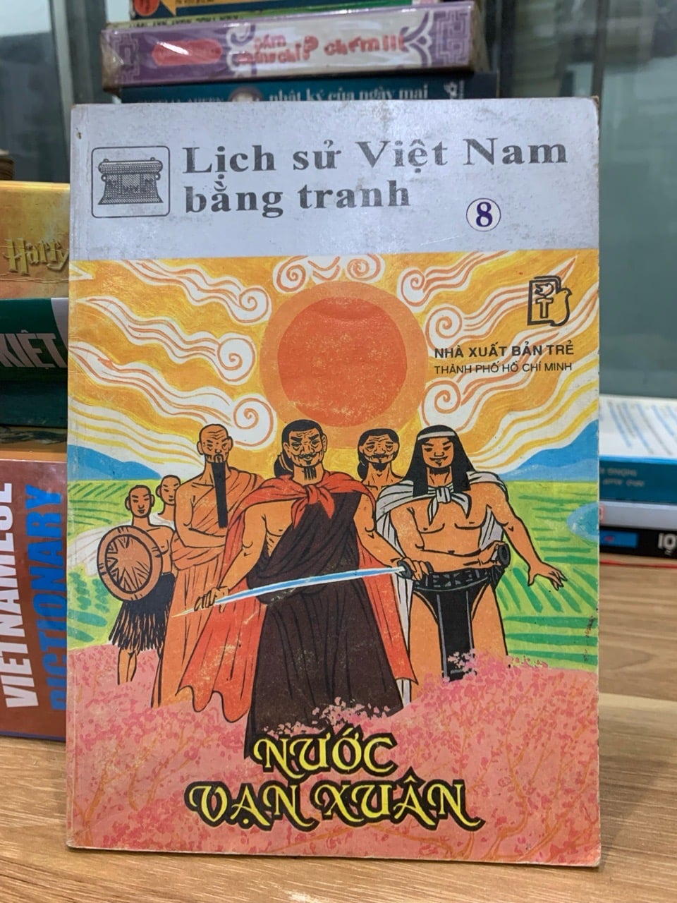 Lịch sử việt Nam bằng tranh tập 8 -NXB trẻ TP HCM
