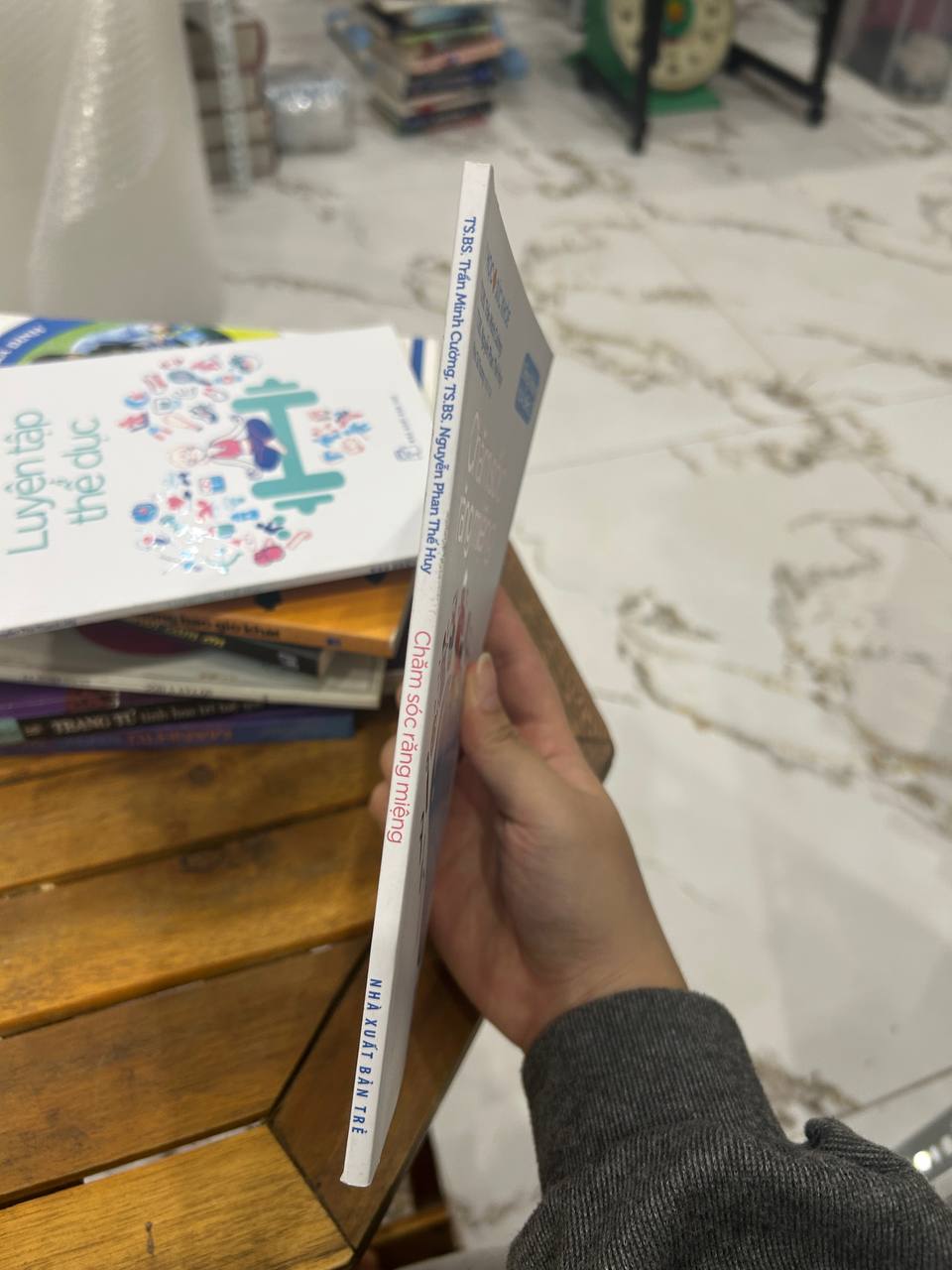 Chăm sóc răng miệng - Trần Minh Cường, Nguyễn Phan Thế Huy - Trần Minh Cường, Nguyễn Phan Thế Huy