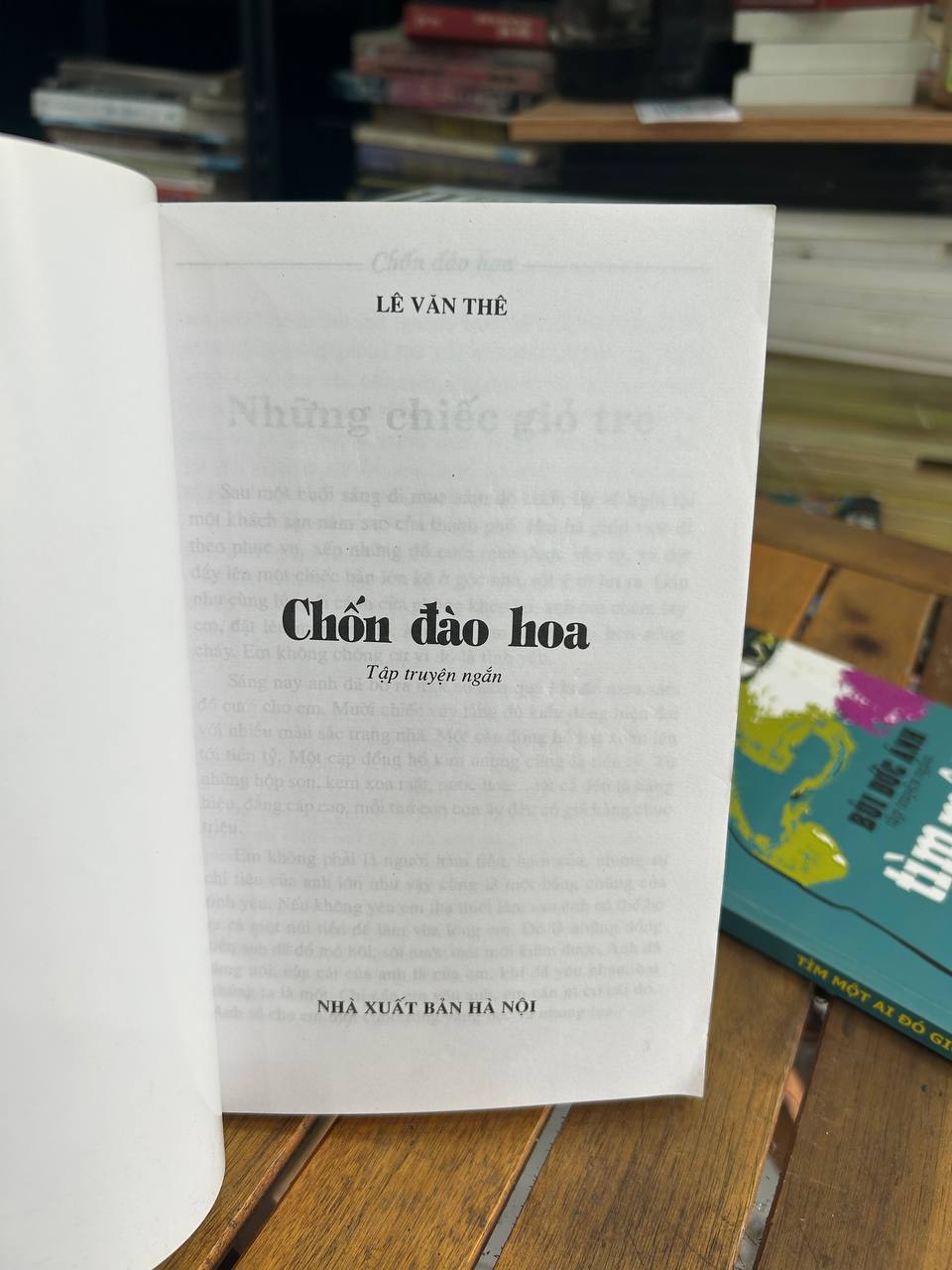 Chốn Đào Hoa - Lê Văn Thể