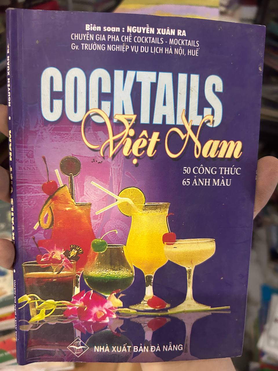 Cocktails Việt Nam - Nguyễn Xuân Ra
