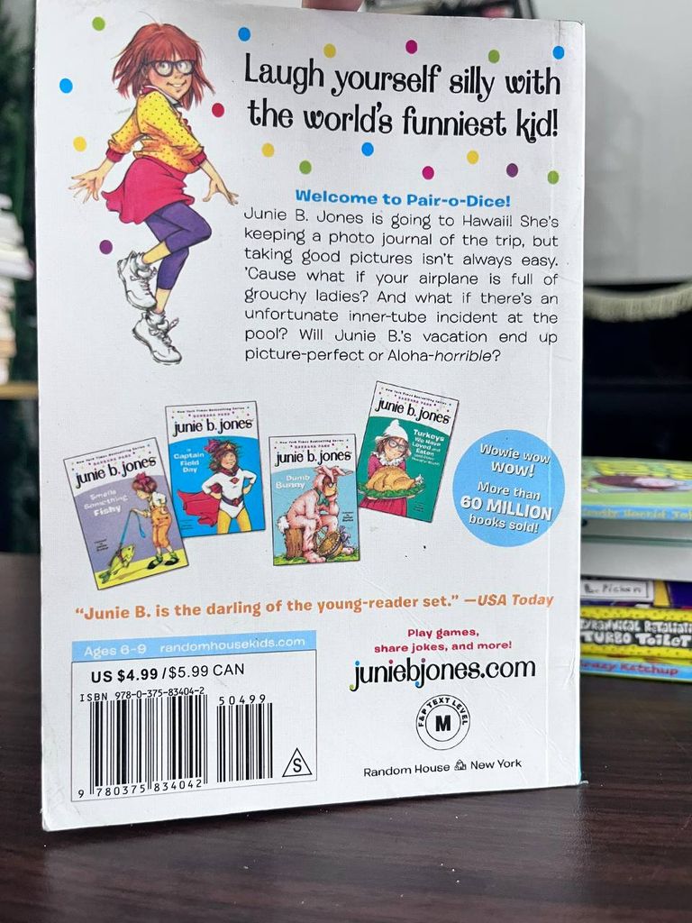 Junie B. Jones Aloha-ha-ha! - Barbara Park - Ảnh thực tế 3