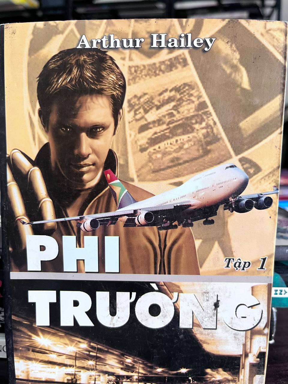 Phi Trường - Arthur Hailey