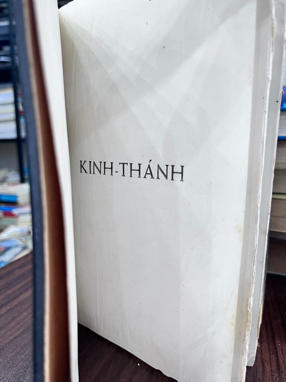 Kinh Thánh - None