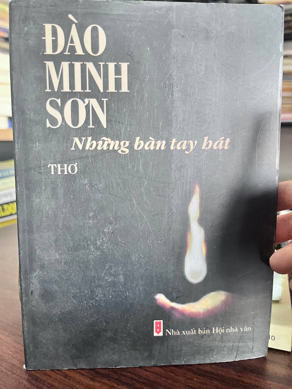 Những Bàn Tay Hát - Đào Minh Sơn