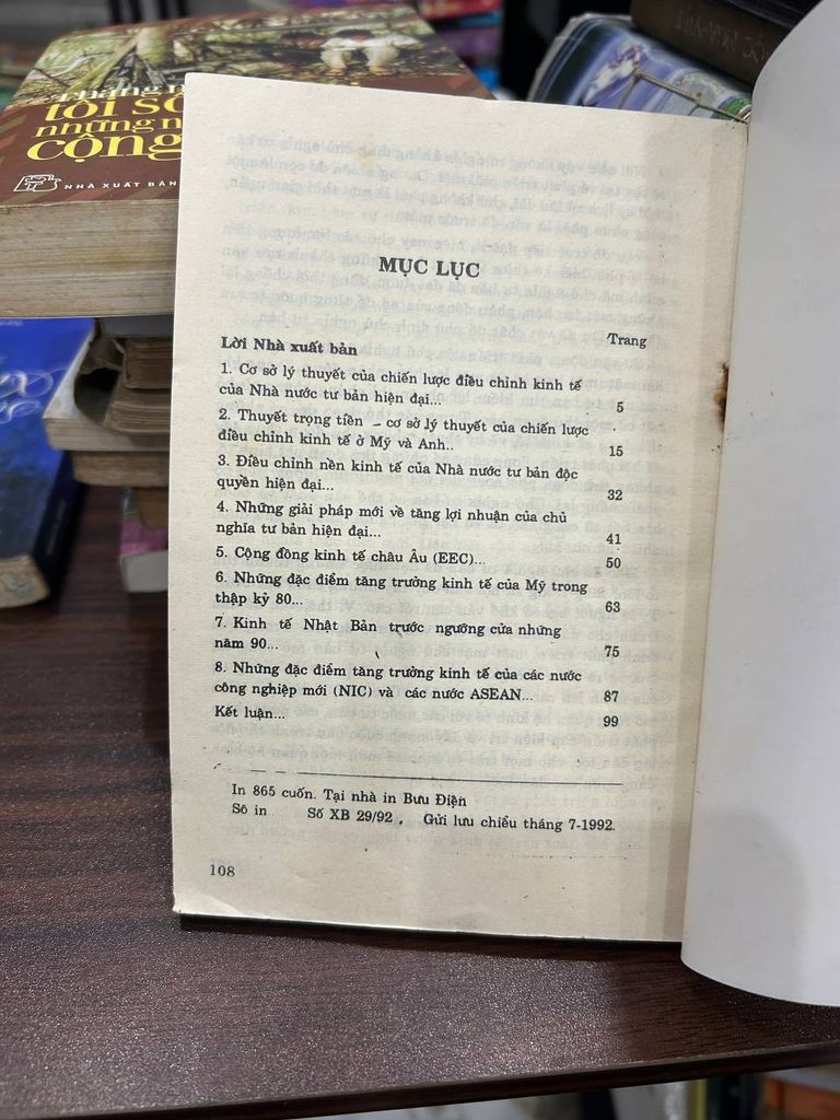 Tôi Sống Với Cộng Sản - Không rõ - Ảnh thực tế 3