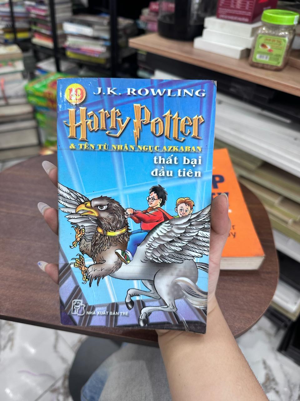 Harry Potter và Tên tù nhân Azkaban - J.K. Rowling