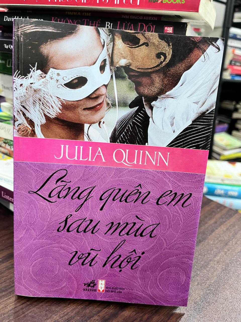 Lãng Quên Em Sau Mùa Vũ Hội - Julia Quinn