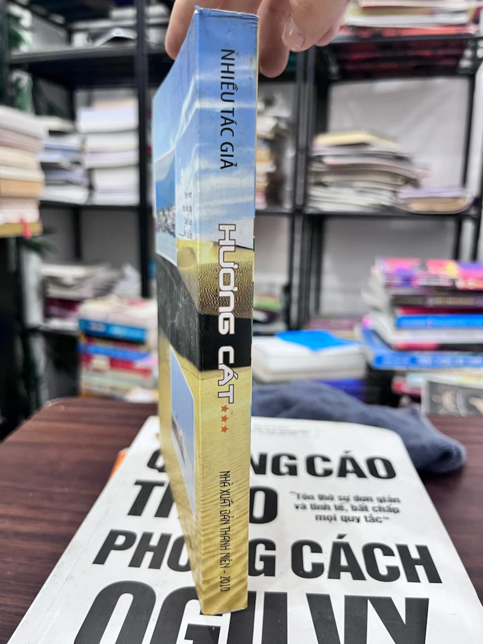 Hương Cát - Nhiều tác giả