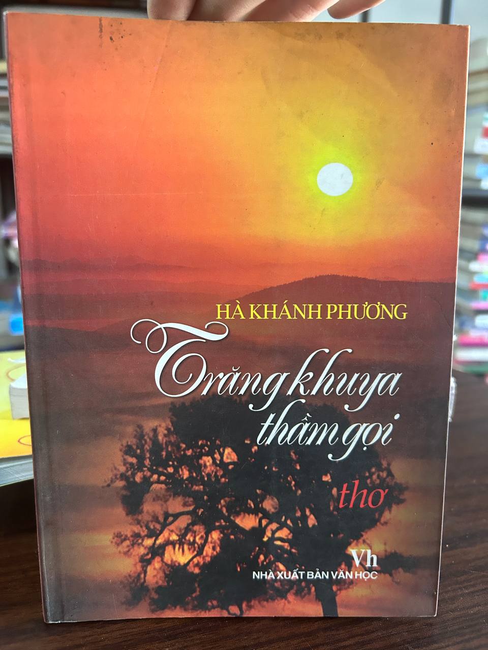 Trăng khuya thầm gọi thơ - Hà Khánh Phương