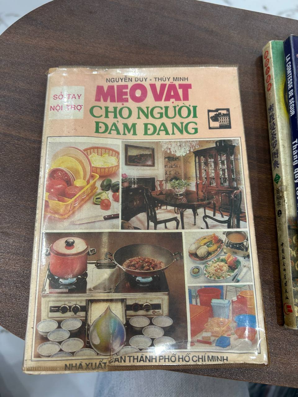 Sổ Tay Mẹo Vặt Nội Trợ Cho Người Đảm Đang - Nguyễn Duy - Thùy Minh