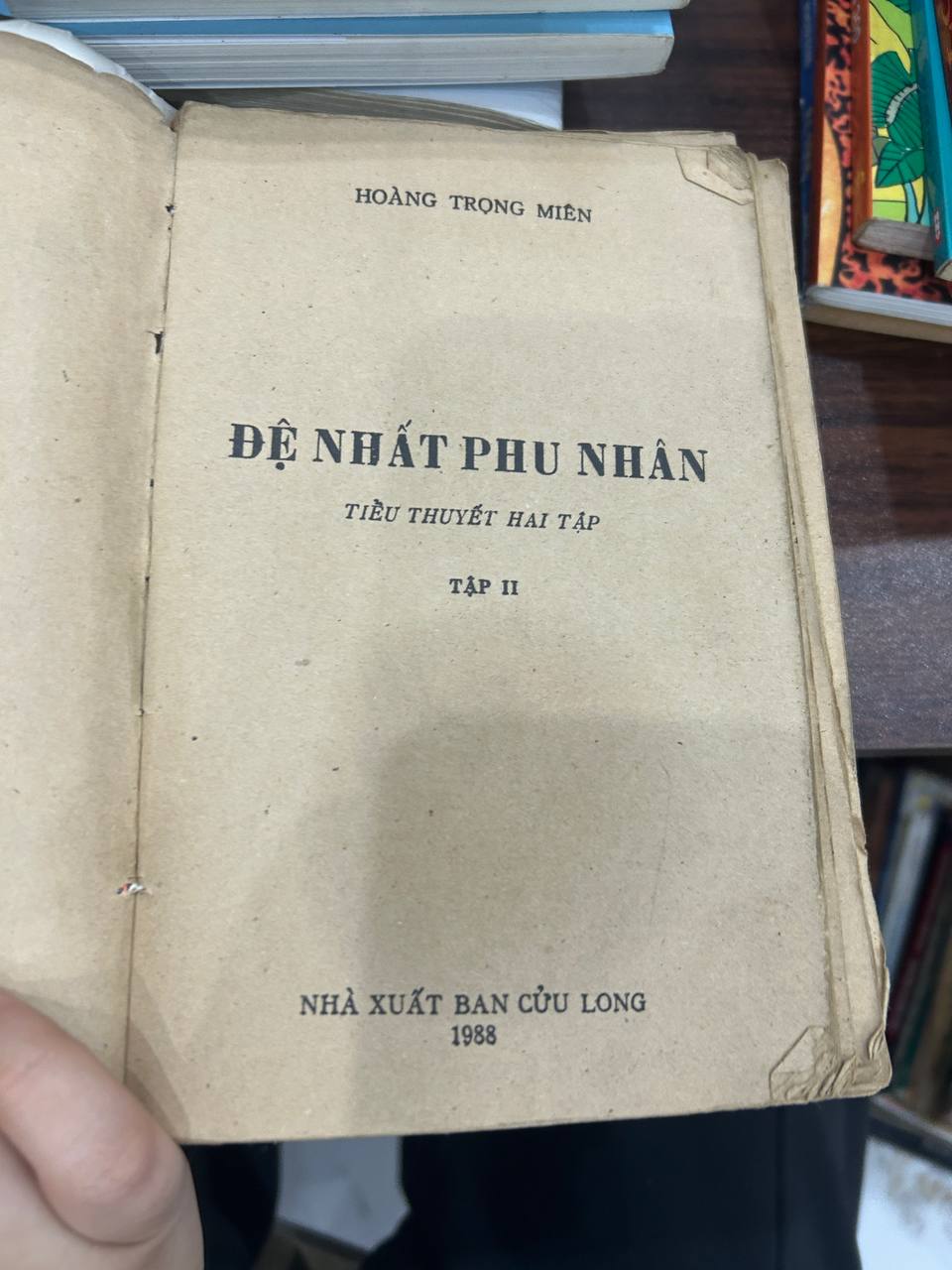 Đệ Nhất Phu Nhân - Hoàng Trọng Miên