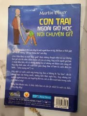 Con Trai Ngoài Giờ Học Nói Chuyện Gì? (Boys' Miscellany) - Martin Oliver - ảnh 3