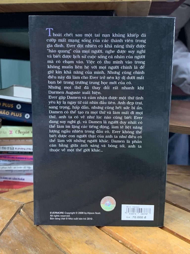 Bất tử (evermore) -Alyson noel - Ảnh chụp thực tế