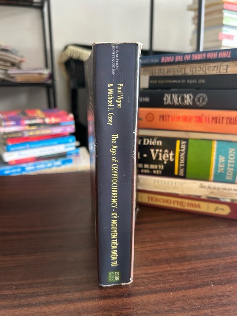 Kỷ nguyên tiền điện tử- Paul Vigna & Michael J.Casey - Ảnh chụp thực tế