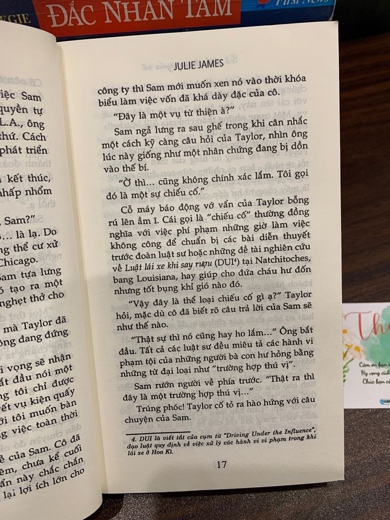 Gã điển trai quyến rũ- Julie James - Ảnh thực tế 5