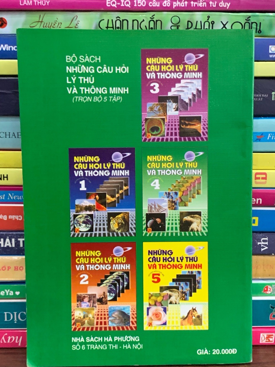 Chi tiết gáy và trang ruột sách Những câu hỏi lý thú và thông minh (Tập 4) – Tuyển tập trên Mecobooks