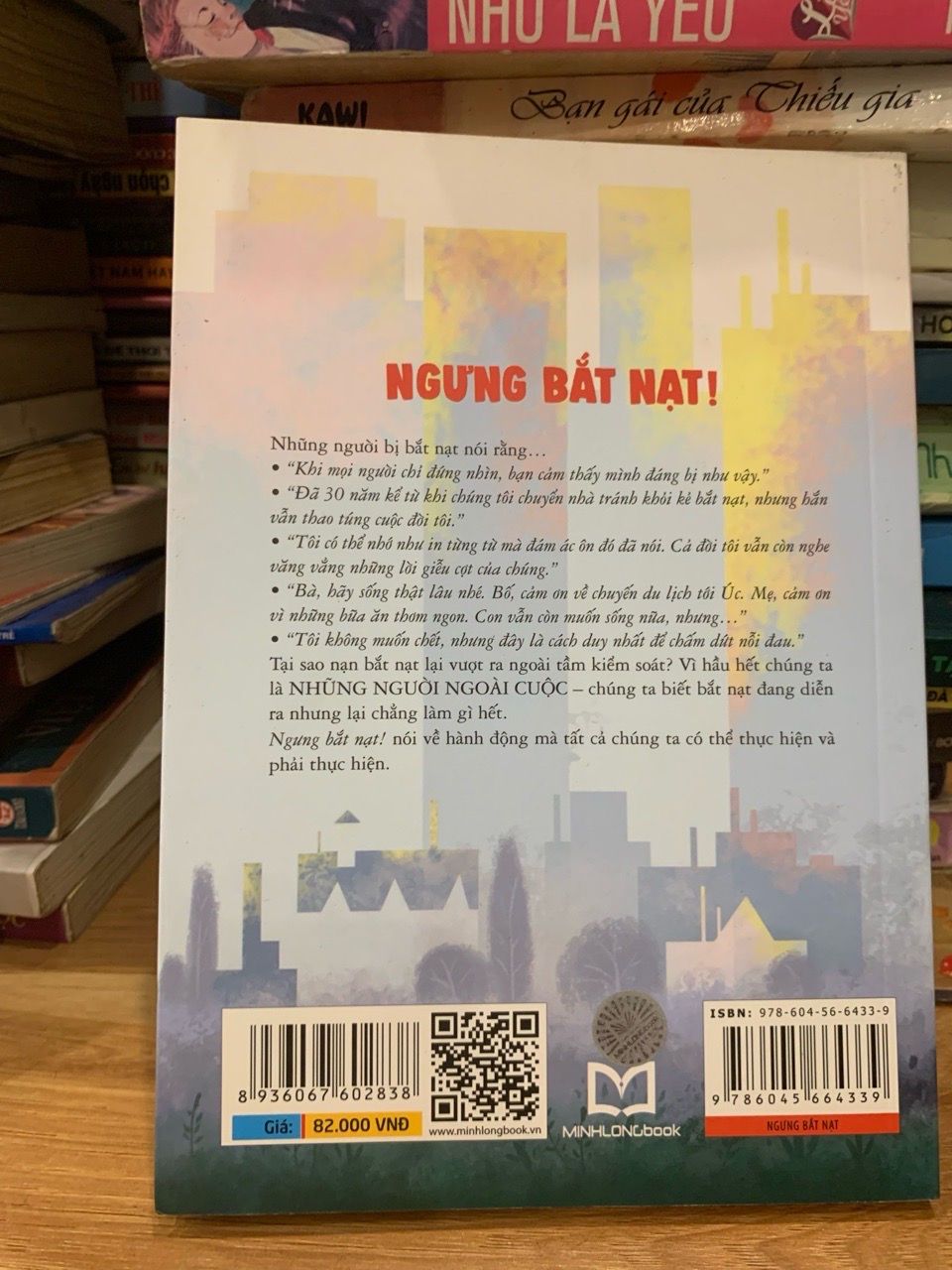 Ngưng bắt nạt ! -Julie & Andrew Matthews