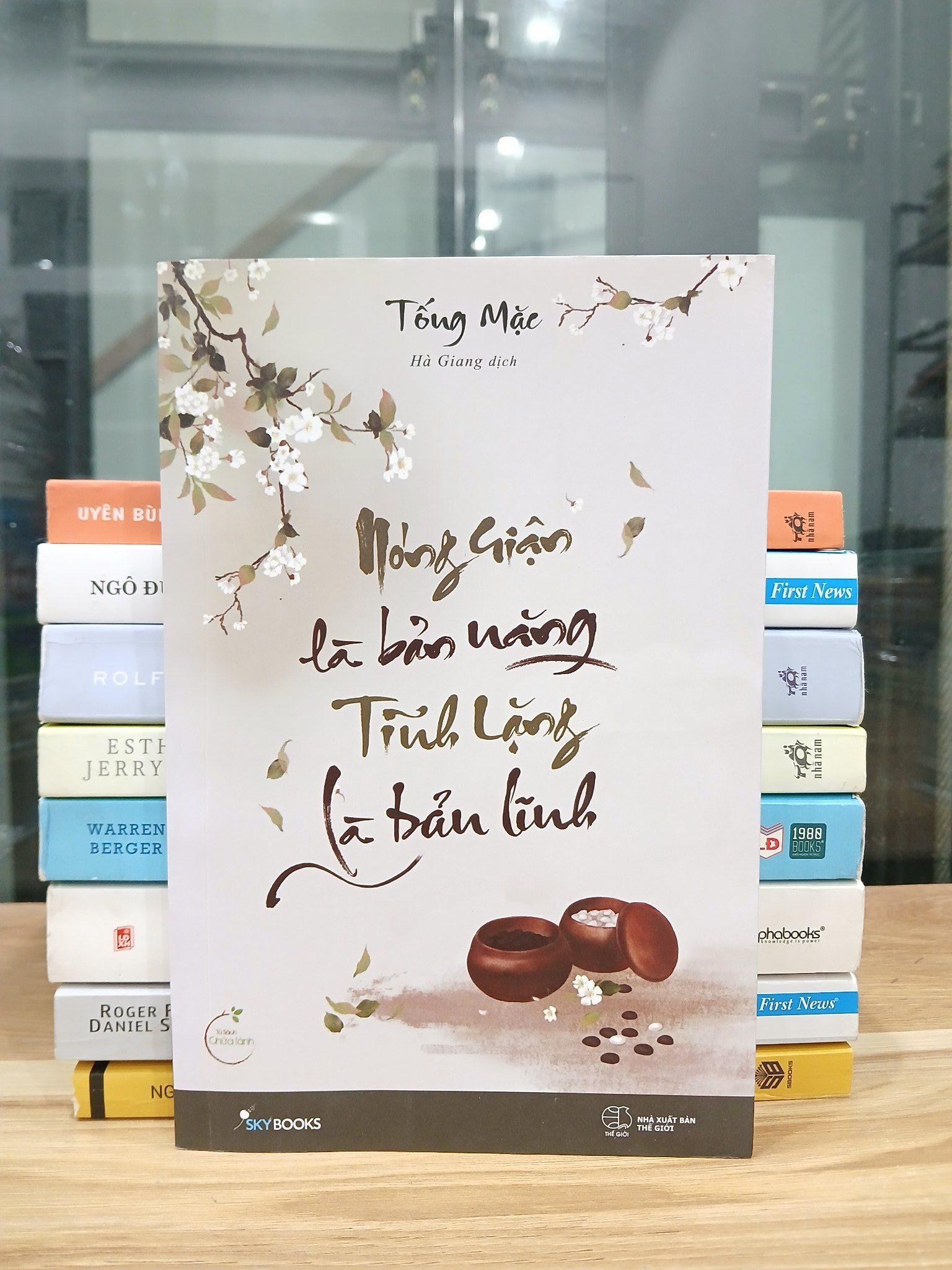 Nóng giận là bản năng, Tĩnh lặng là bản lĩnh – Tống Mặc
