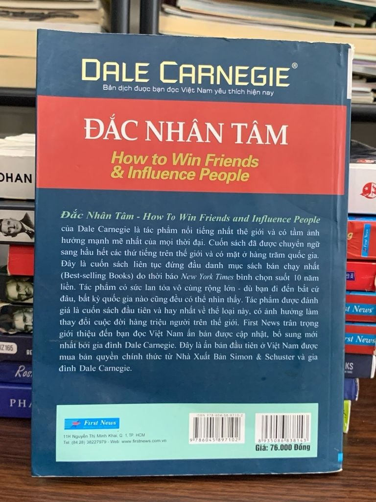 Đắc nhân tâm – Dale Carnegie (bản First News, bìa xanh) (Quách Thu Nguyệt xuất bản) - Ảnh chụp thực tế