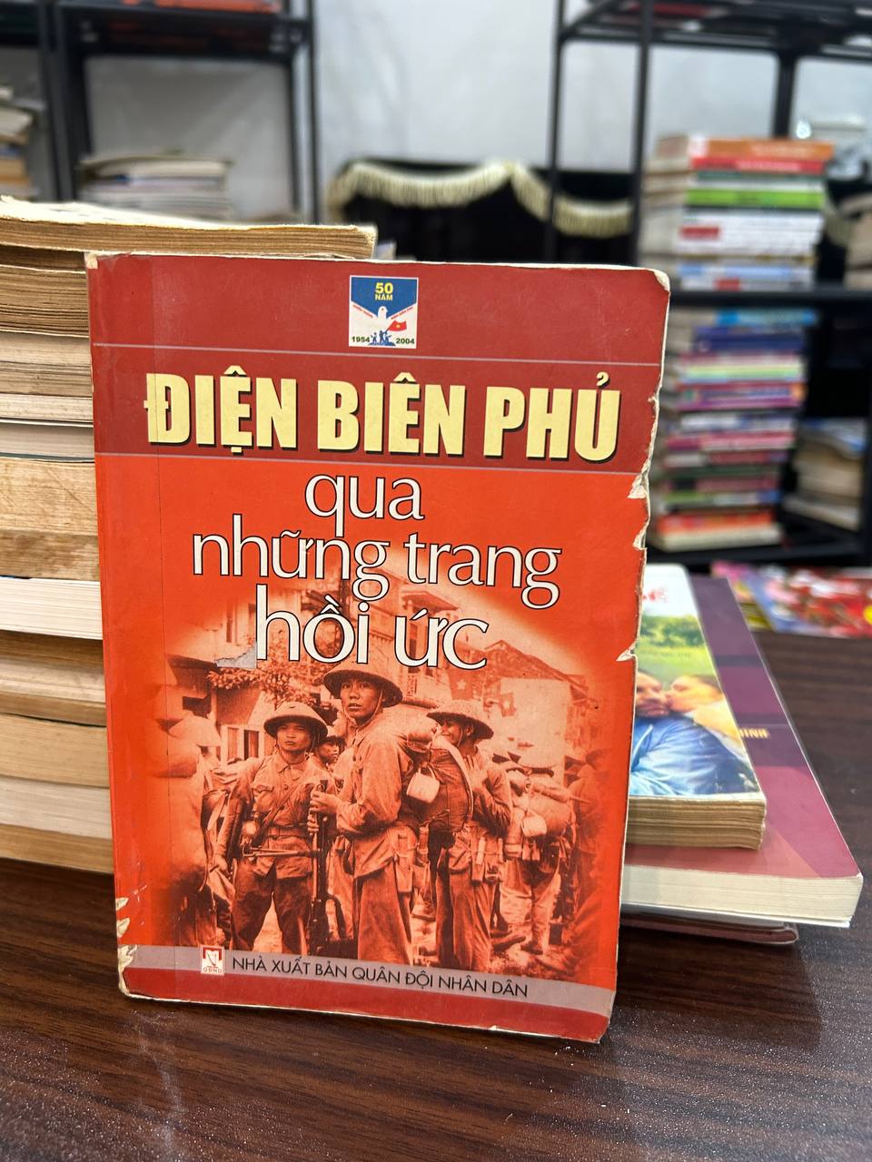 Điện Biên Phủ qua những trang hồi ức - Nhiều tác giả