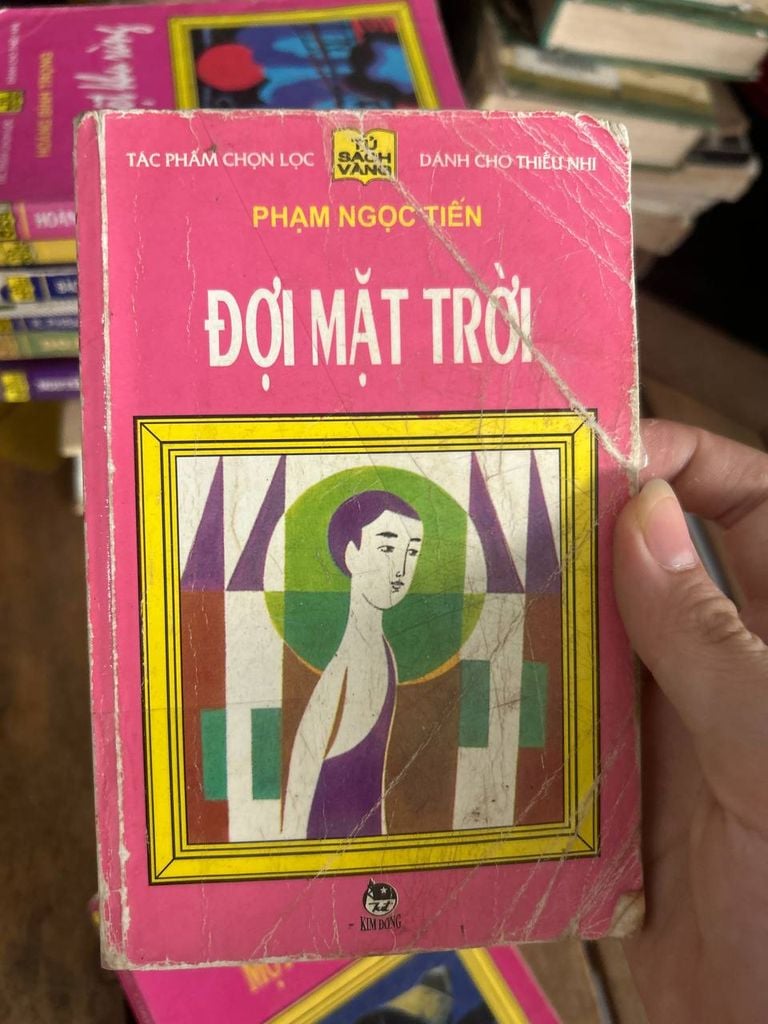 Đợi Mặt Trời - Phạm Ngọc Tiến