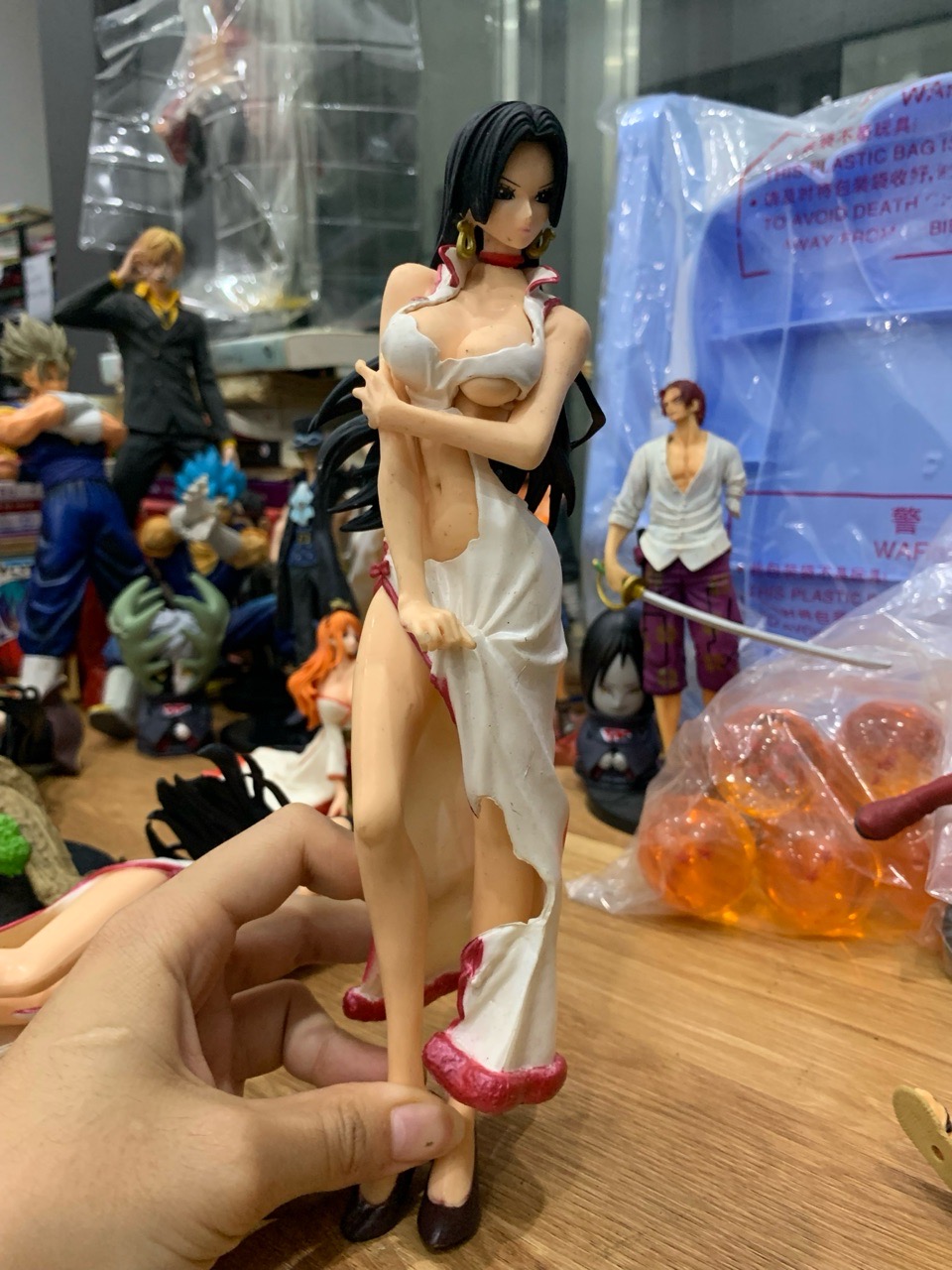 Mô Hình Tượng Cô Gái Trang Trí Nghệ Thuật - Điểm Nhấn Tinh Tế Cho Không Gian Nội Thất